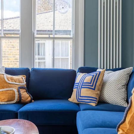 Luxuriously Designed 3 Bedroom Apartment In Clapham Лондон Экстерьер фото