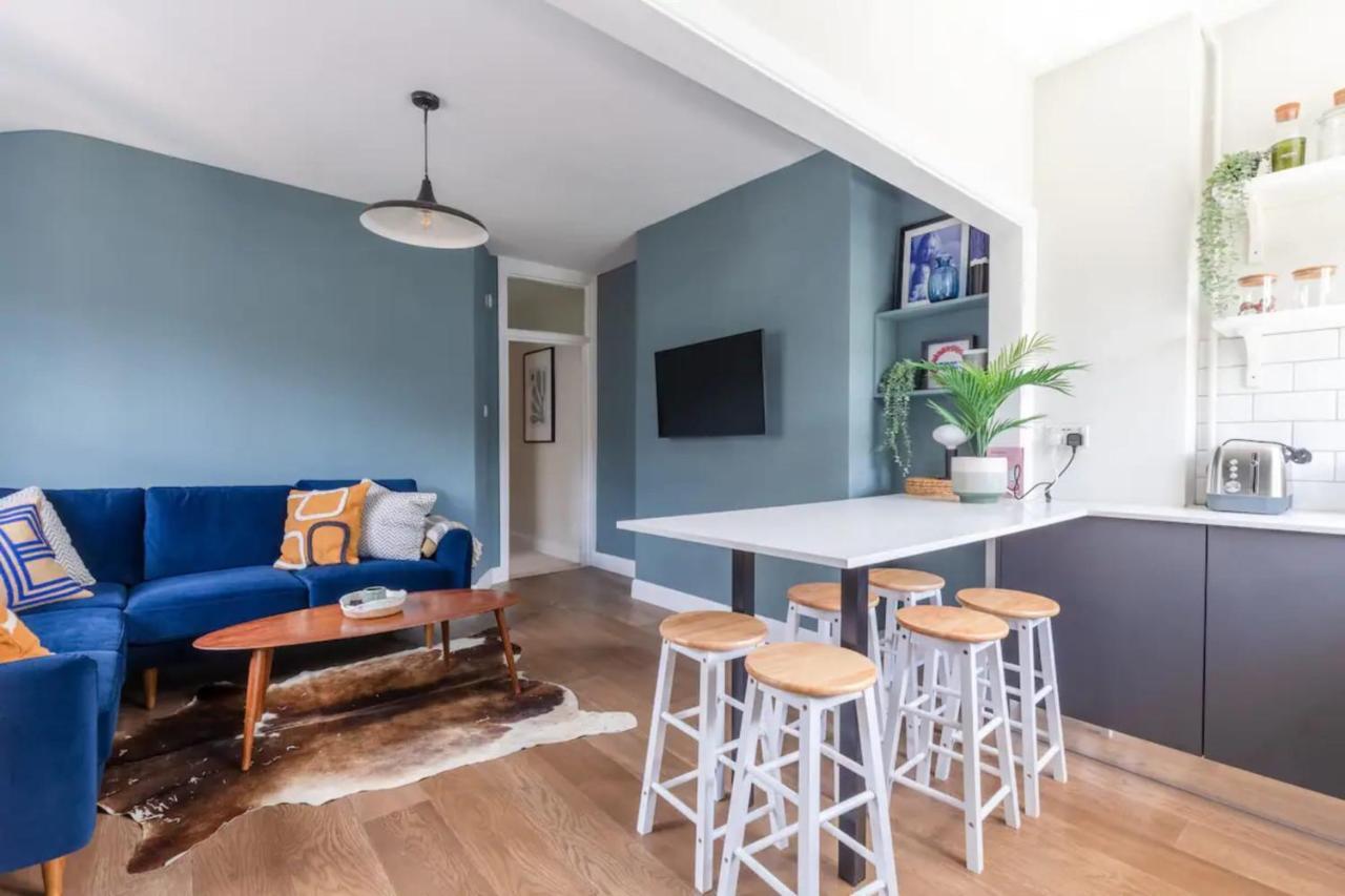 Luxuriously Designed 3 Bedroom Apartment In Clapham Лондон Экстерьер фото